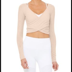 ALO Amelia Luxe Long Sleeve Crop - Nectar/Size M